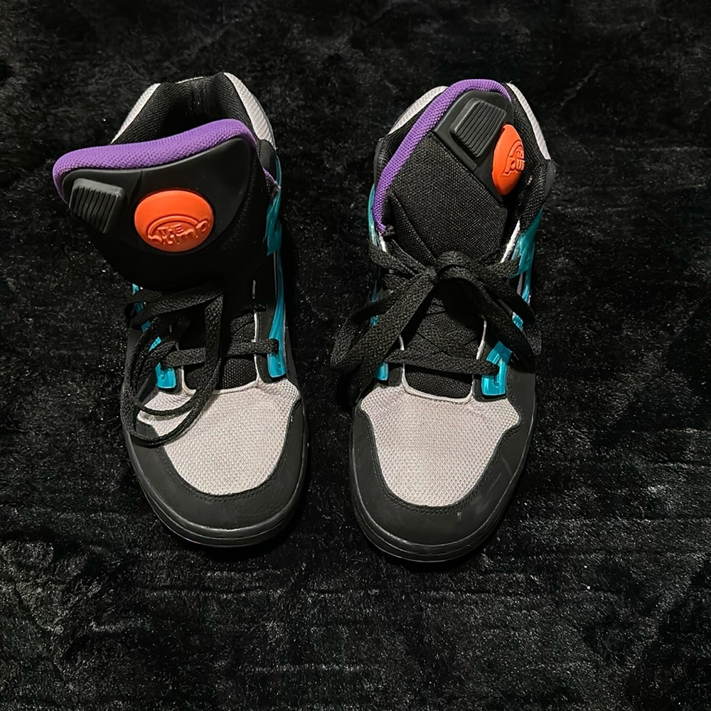 Reebok pumps size 6 great condition no box